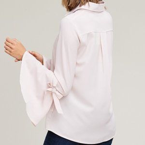 BUTTON DOWN COLLARED BLOUSE W/BOW & BELL SLEEVES